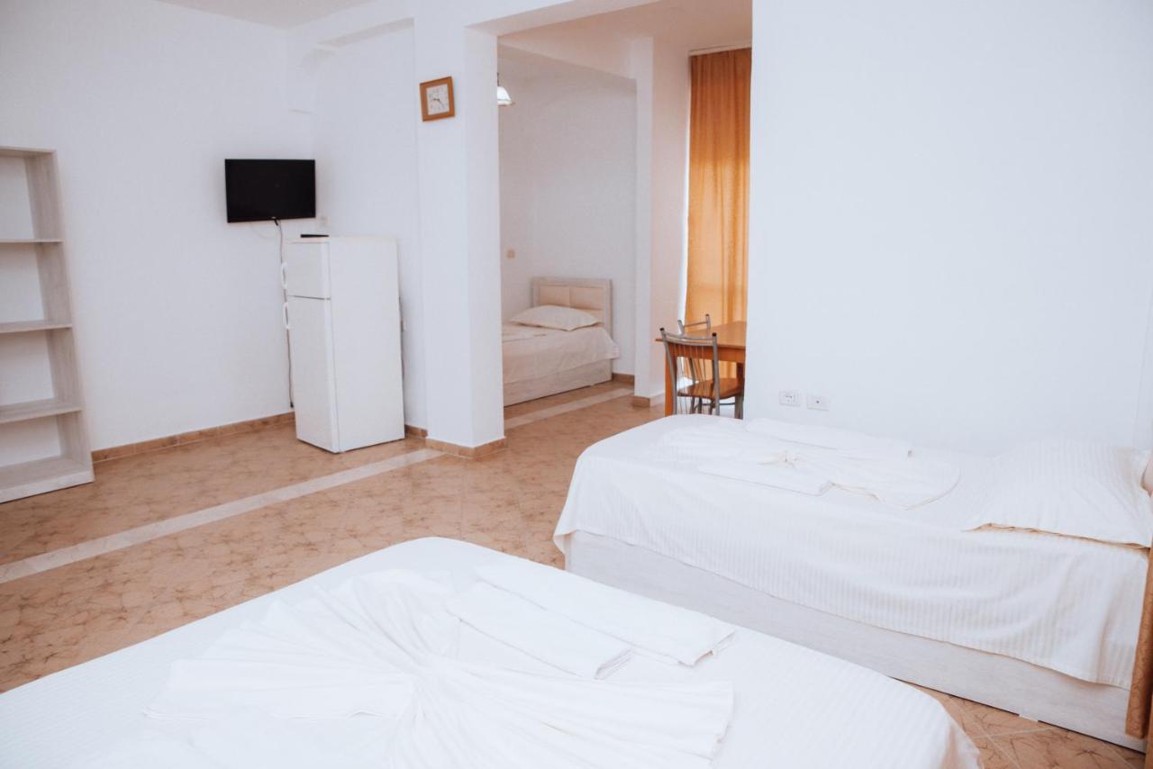Hotel Perdja Velipojë エクステリア 写真