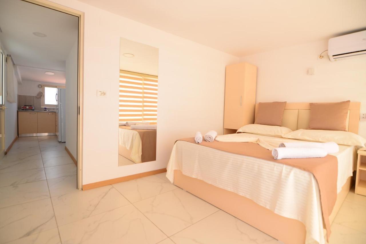 Hotel Perdja Velipojë エクステリア 写真