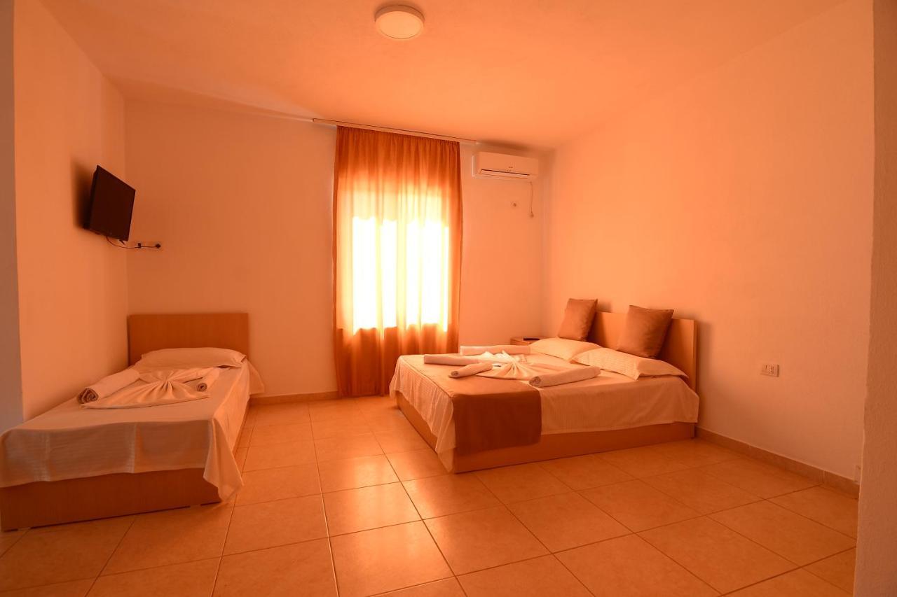 Hotel Perdja Velipojë エクステリア 写真